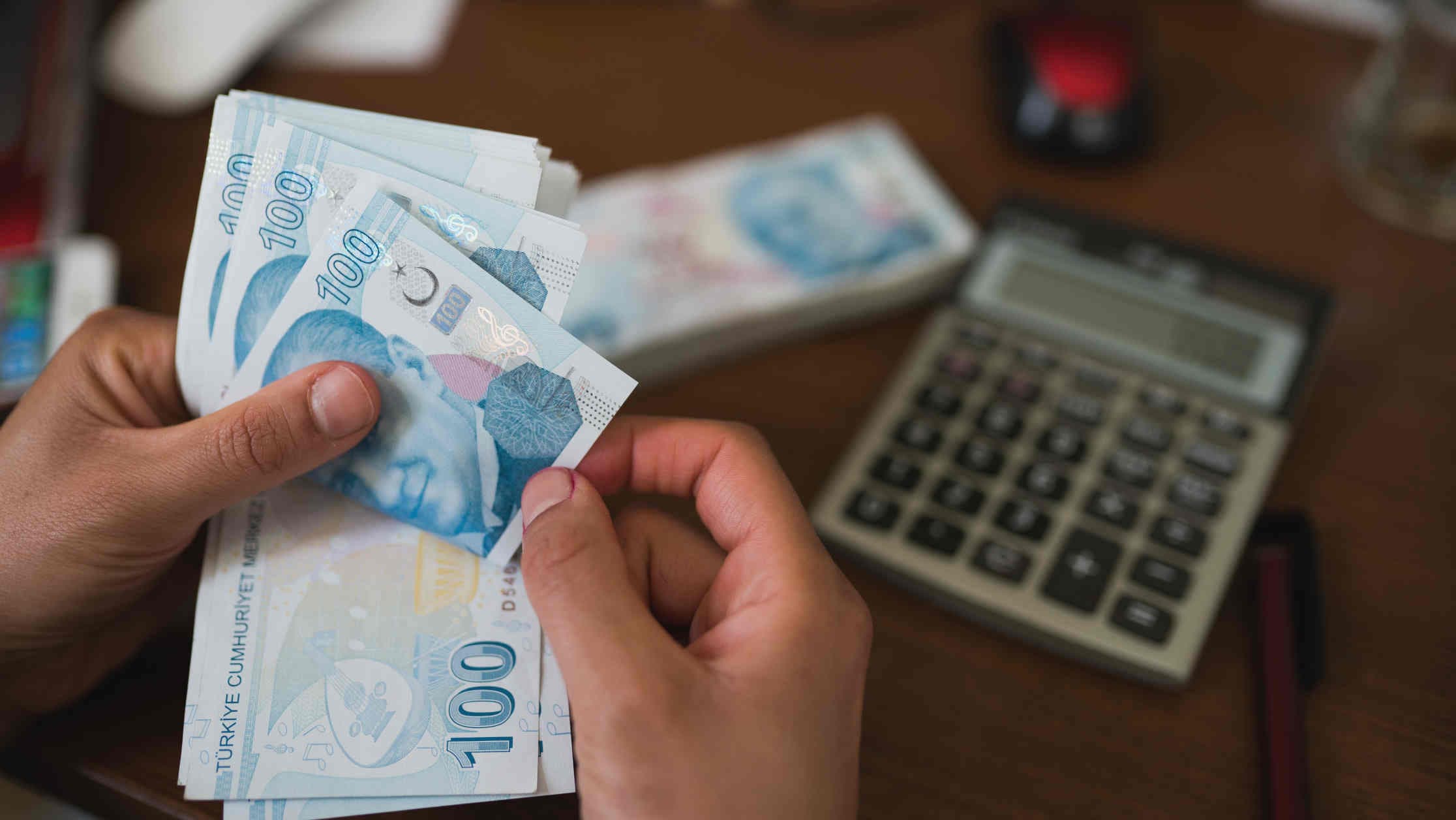Turkey Turns to Bitcoin as Turkish Lira Collapses