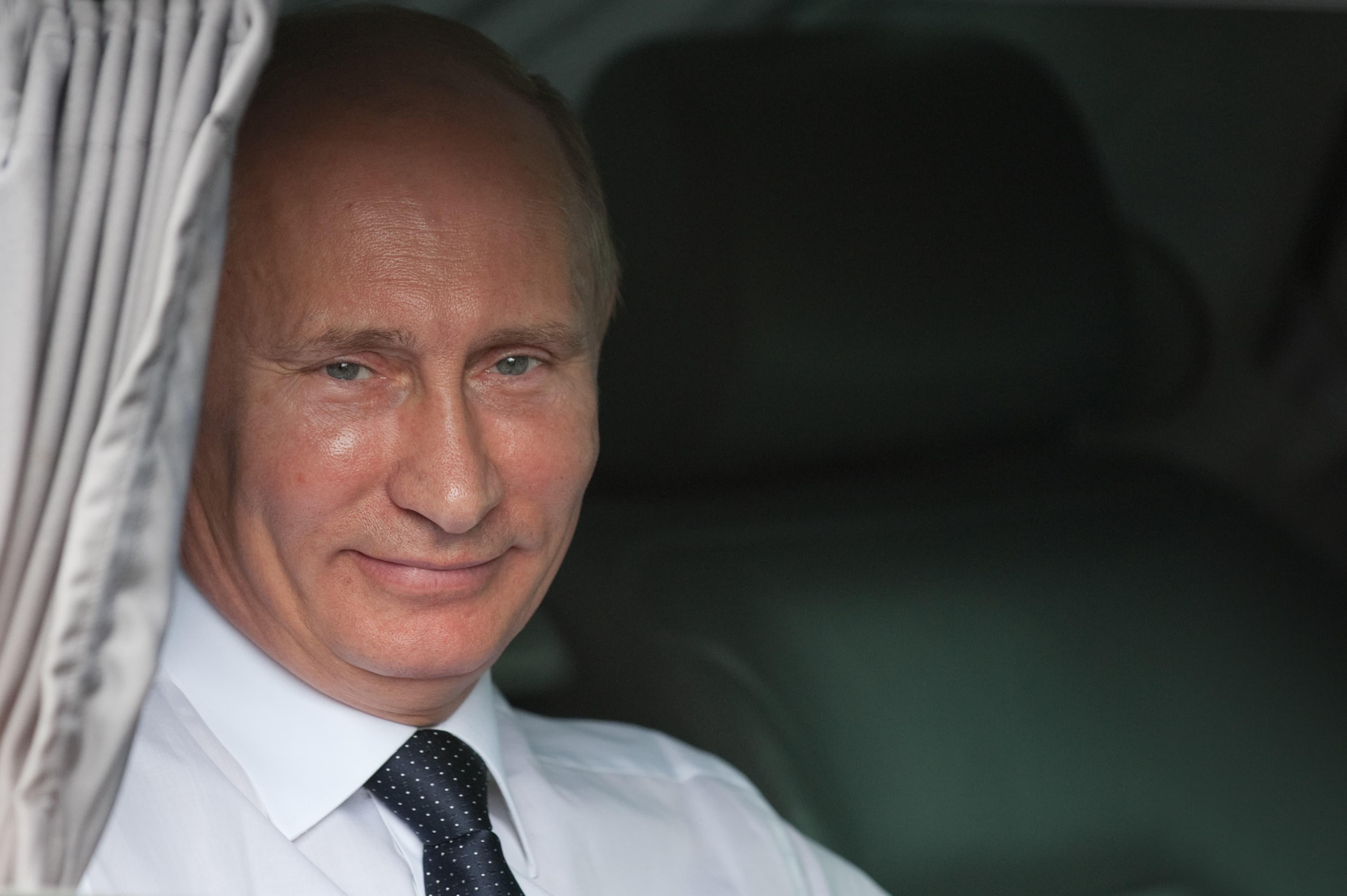 Reconsider Russian Central Bank Proposal To Ban Cryptocurrency, Says Putin
