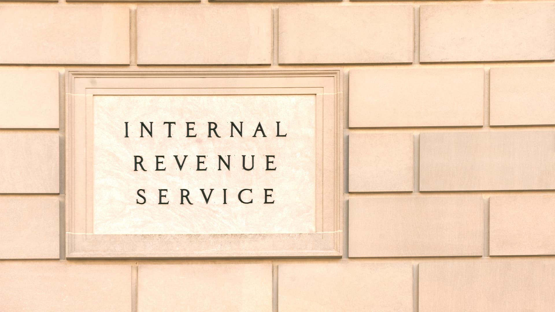 IRS Moves Crypto Tax Section to the Top of the Tax Declaration Form