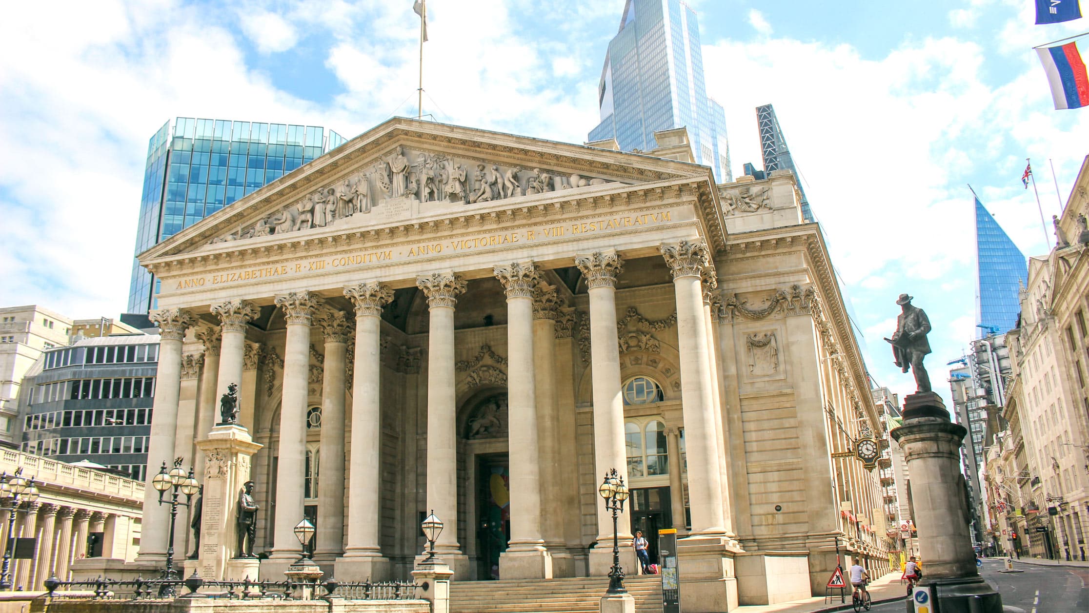 Bitcoin Holders Should Be Prepared to Lose All Their Money: Bank of England Governor