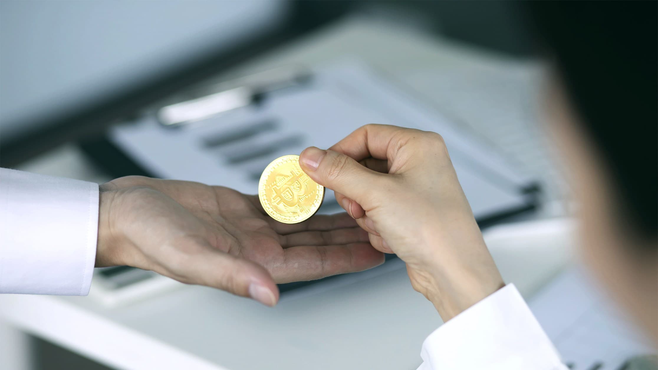 Bitcoin Smart Contract Used in $10,000 Bet on US Election Outcome