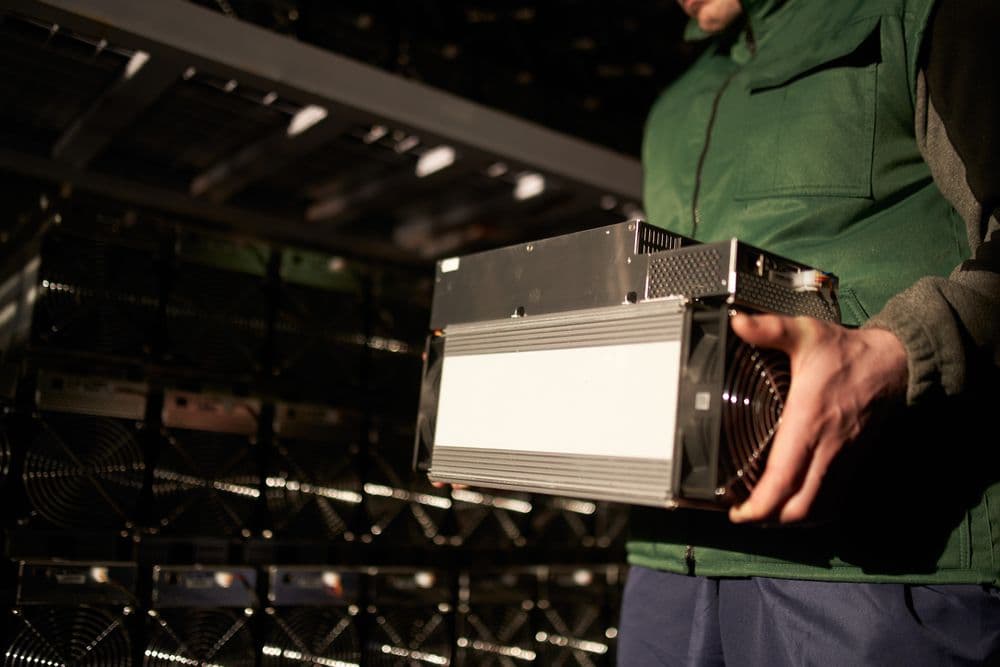 Bitcoin Mining Company Core Scientific Blows Past Analyst Predictions