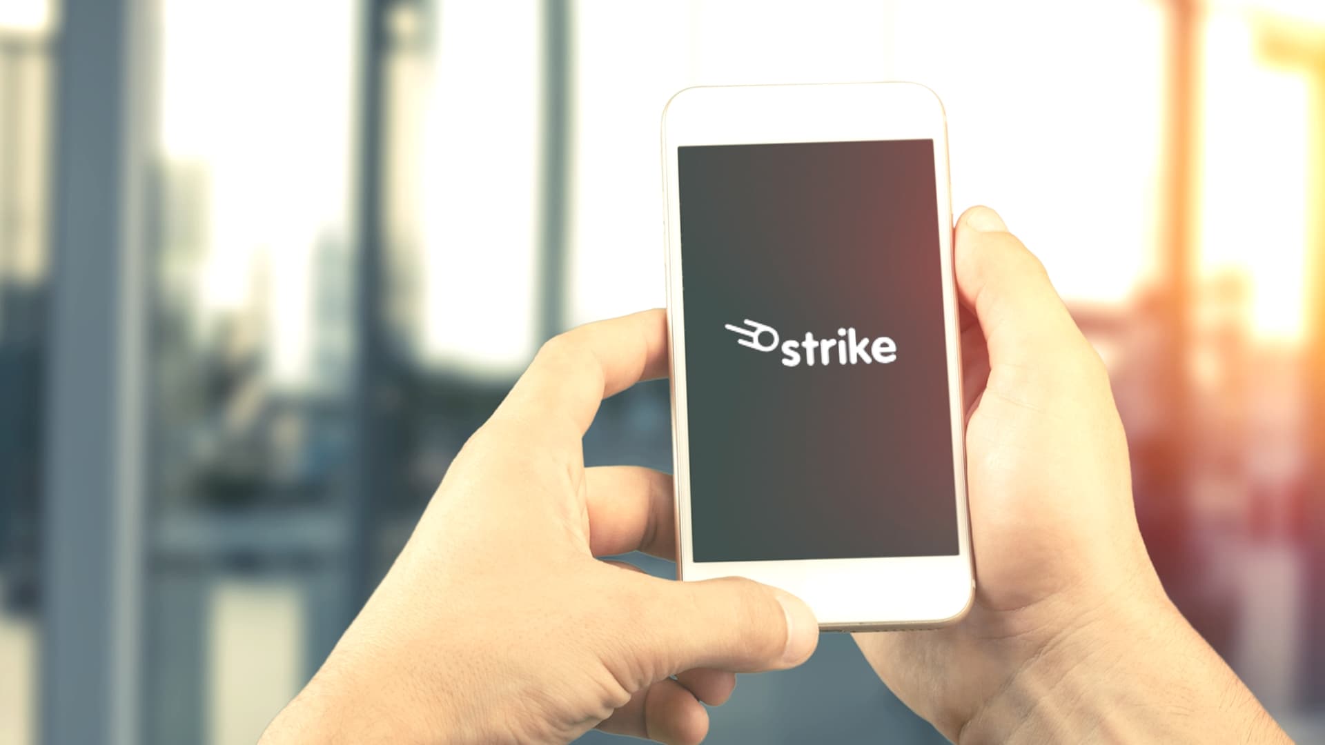 Payment App Strike Adds Cashback Feature for Lightning Payments